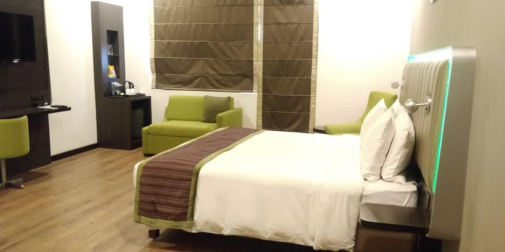 Park Inn By Radisson Amritsar Airport Exterior photo