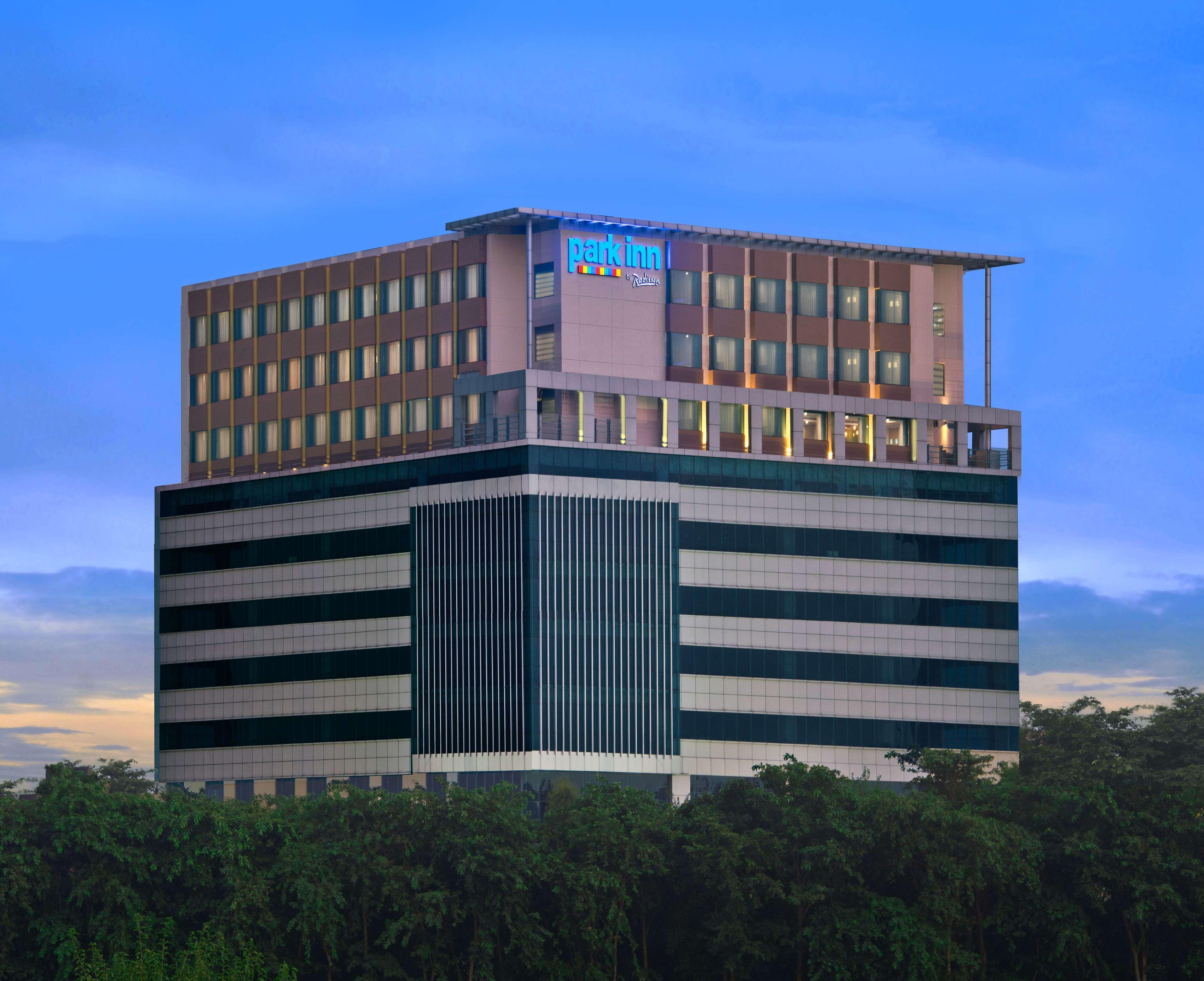 Park Inn By Radisson Amritsar Airport Exterior photo